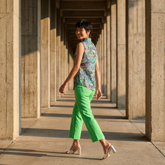 Nela Sleeveless Button-Down Collared Shirt