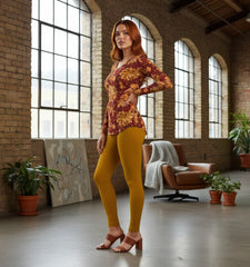 Renai V-neck Long Sleeve Tee