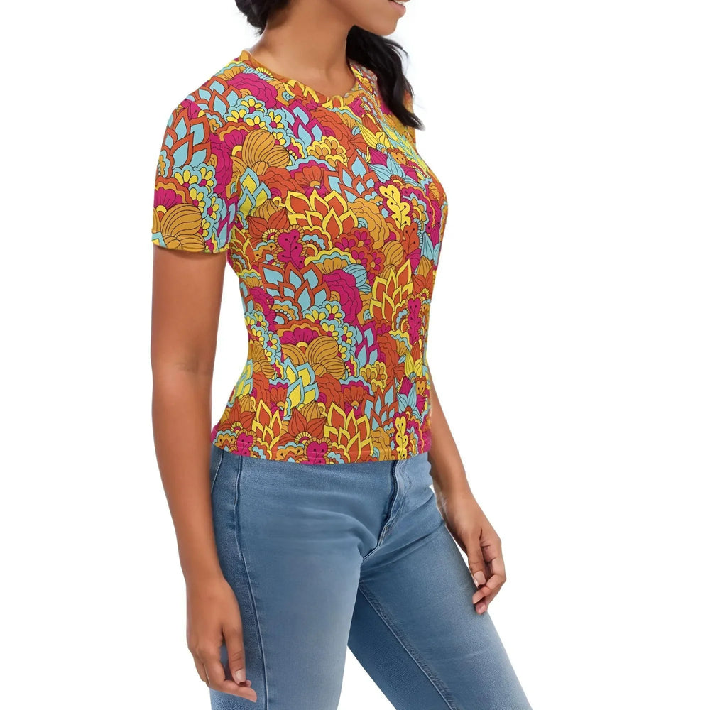 Inela Women's Crew Neck T-shirt - Retro Flower Power Floral Red Yellow Pink Psychedelic Bold All Over Print