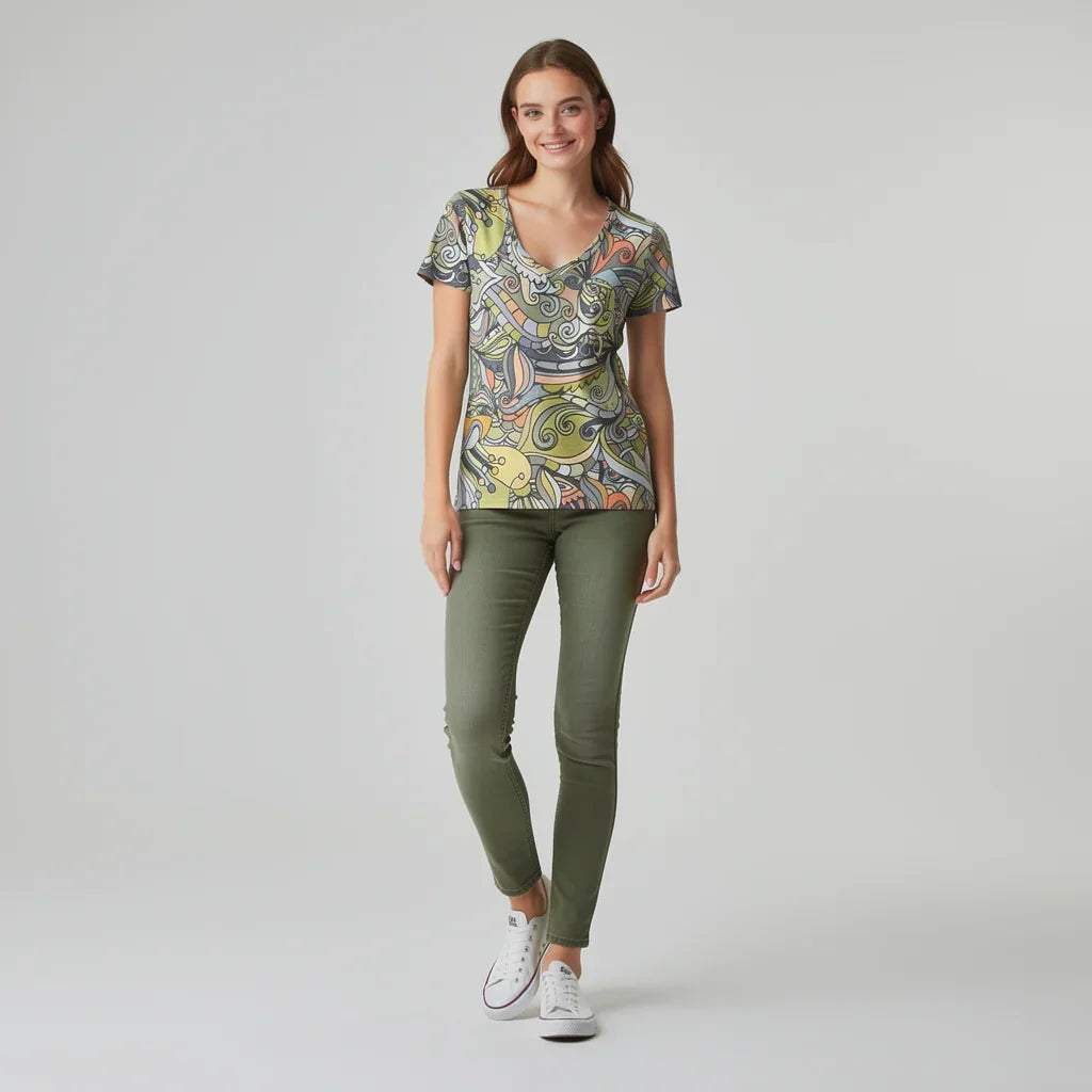Jana Fitted V-Neck Tee