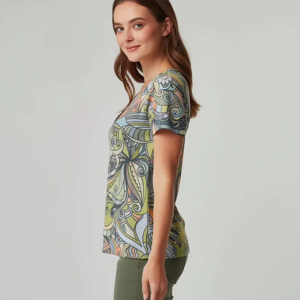 Jana Fitted V-Neck Tee