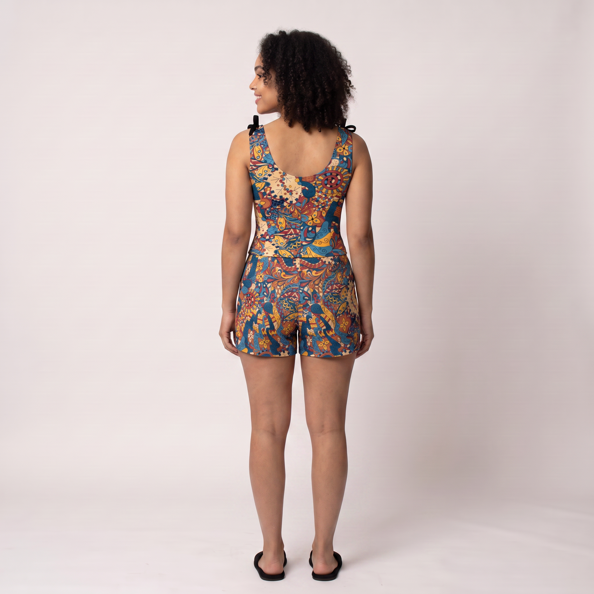 Kuri Shaping Sleepwear Duo – Adjustable Tie-Shoulder Top & Shorts