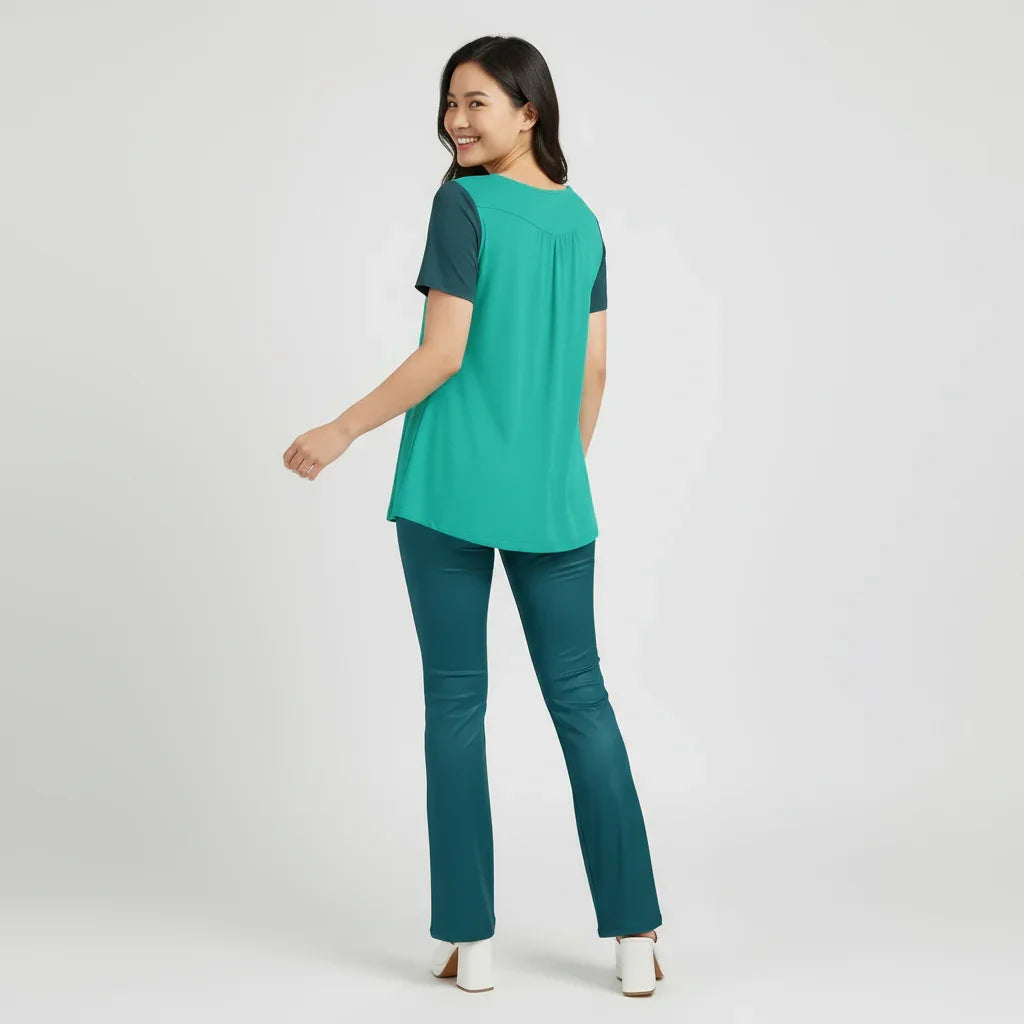 Mima Two-Tone Scoop Neck Pleated Tunic Top