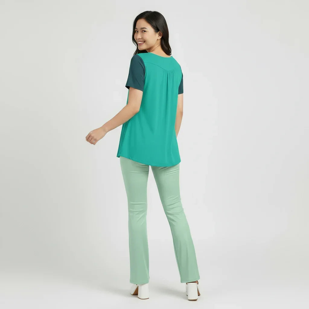 Mima Two-Tone Scoop Neck Pleated Tunic Top