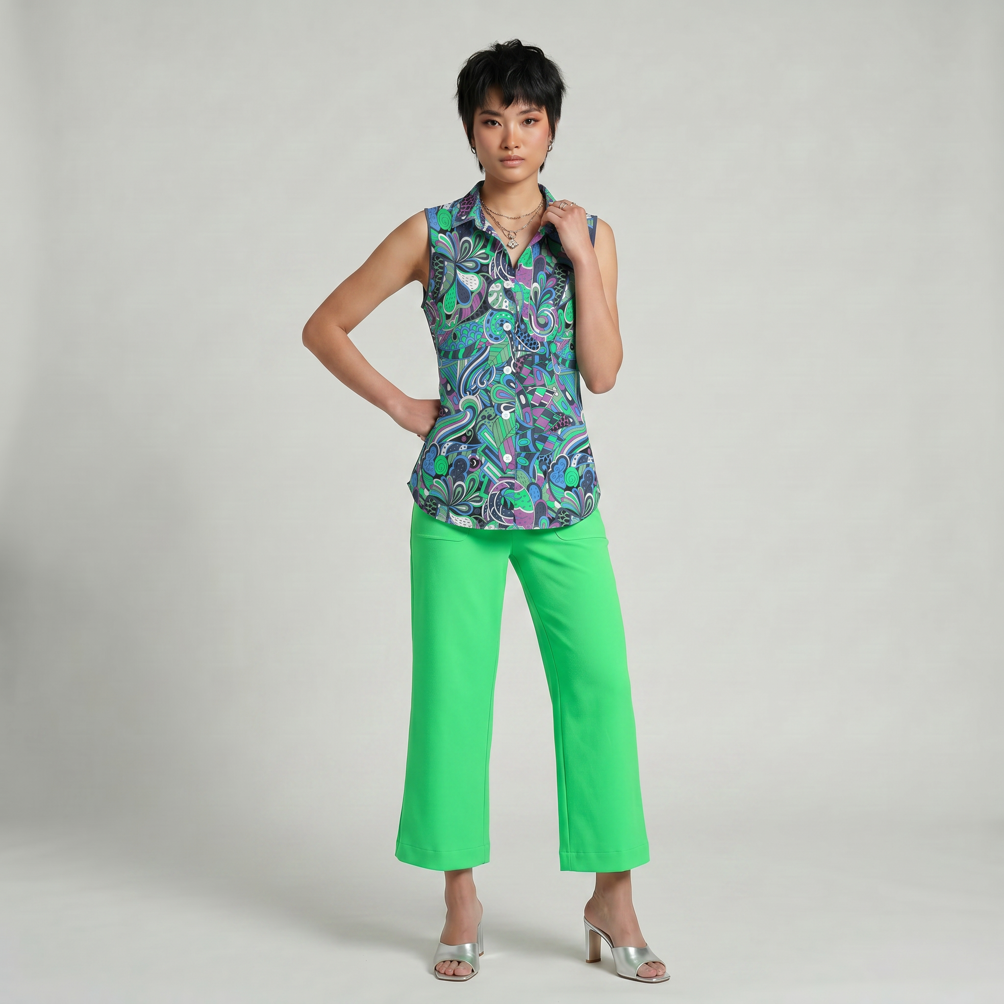 Nela Sleeveless Button-Down Collared Shirt