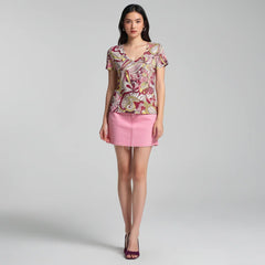 Piki Fitted V-Neck Tee