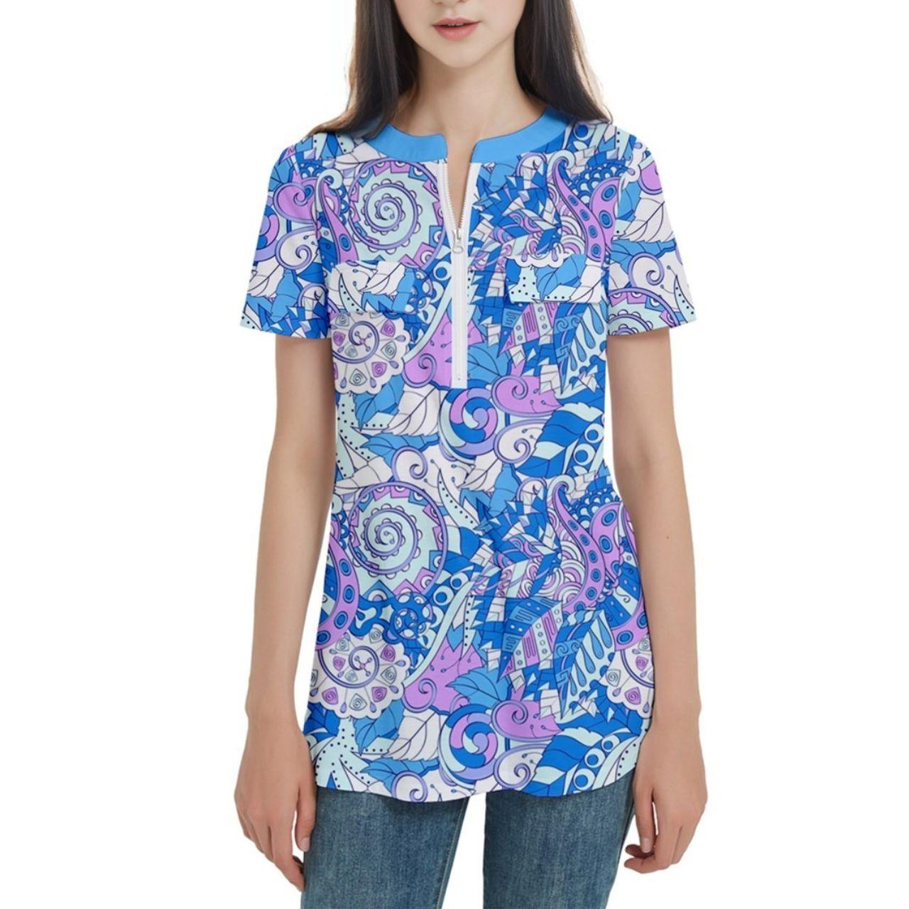 Vibrant blue and purple patterned short-sleeve tunic top with abstract swirl design, split neckline he paisley print is a classic and timeless design that is sure to turn heads. The short sleeves and zipper make this top comfortable and stylish.