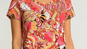 Nami V-neck Relaxed Tee